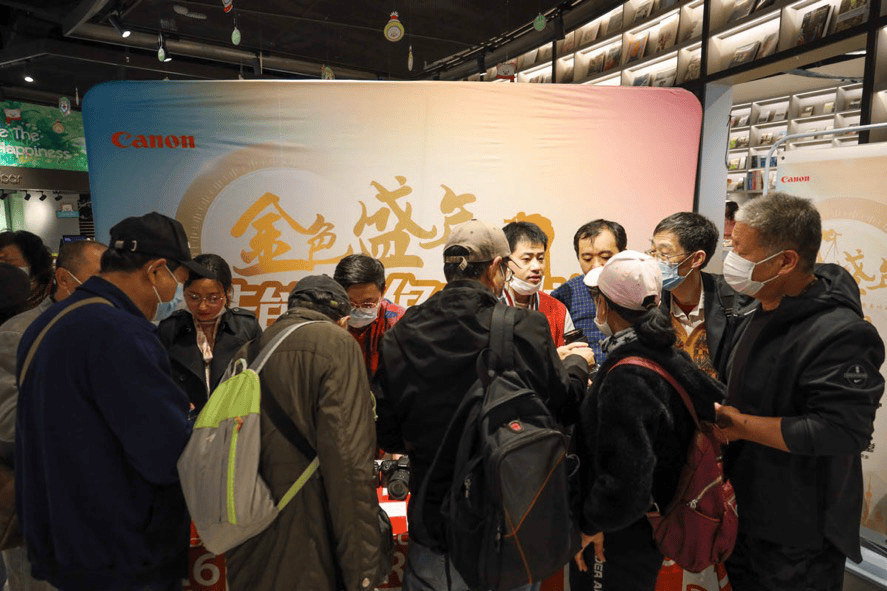 100%银发数码摄影进阶为市场掘金新热点爱游戏app手机版客单价过万成交增长超(图9)