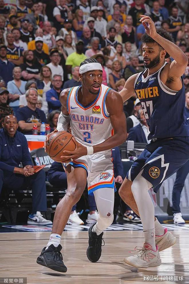 众球星母亲节多种方式致敬伟大母亲！ayx爱游戏体育网页版入口NBA(图1)